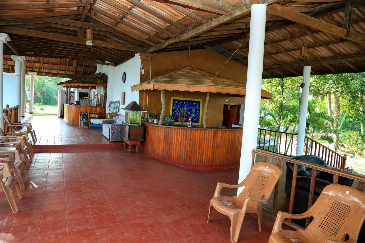 Darwins Beach Resort Tangalle Dış mekan fotoğraf