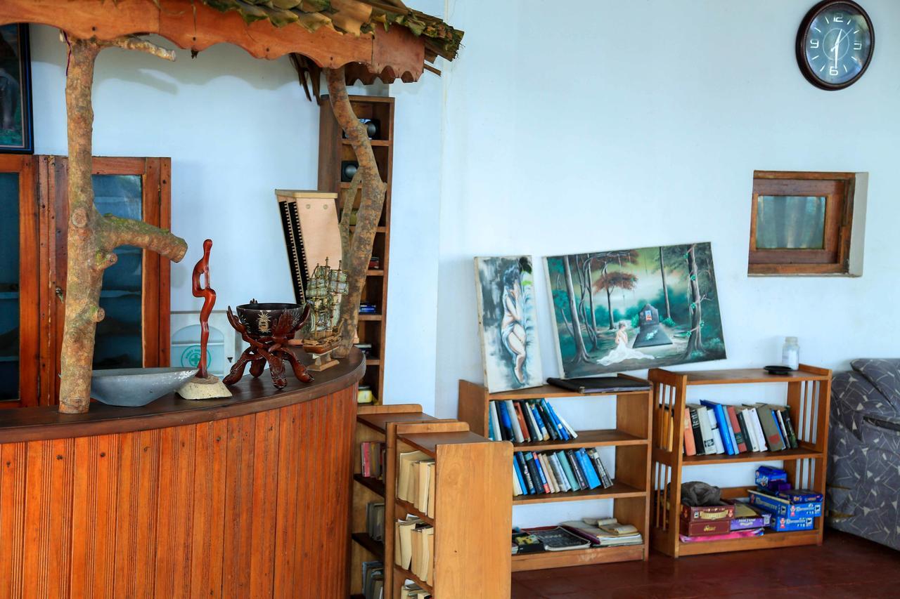Darwins Beach Resort Tangalle Dış mekan fotoğraf